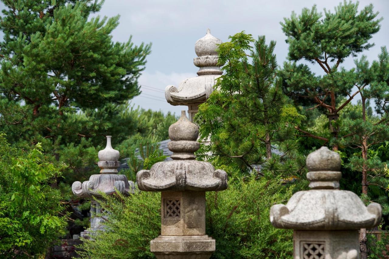 Japoniskas Sodas Medomiskiai Dış mekan fotoğraf